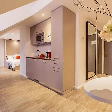 Aparthotel 360 Frankfurt 3*